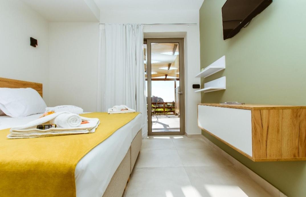 Iliovasilema Apartments Елафониси Екстериор снимка